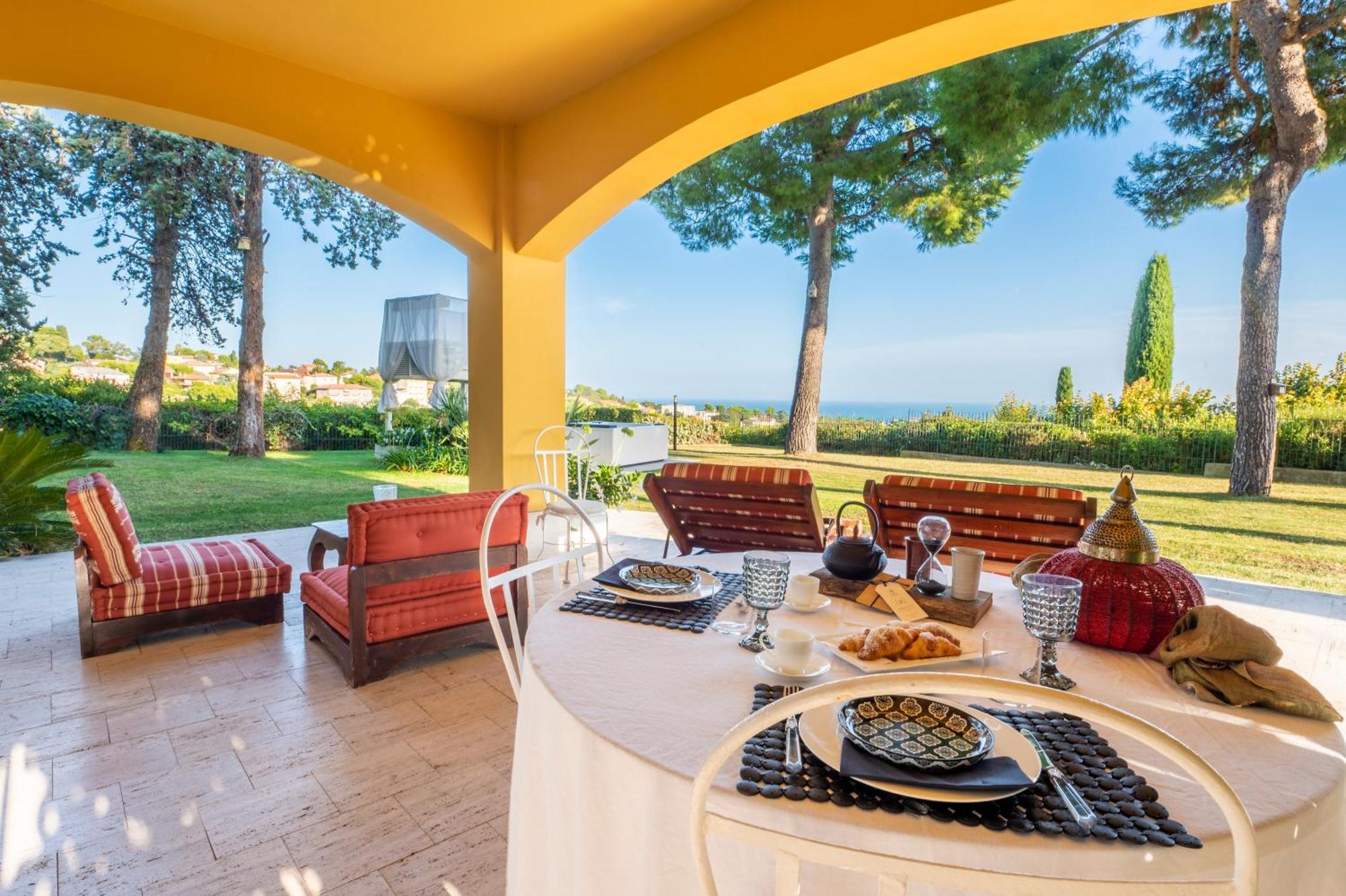 Bed and Breakfast Tra Gli Alberi E Il Mare Сироло Экстерьер фото