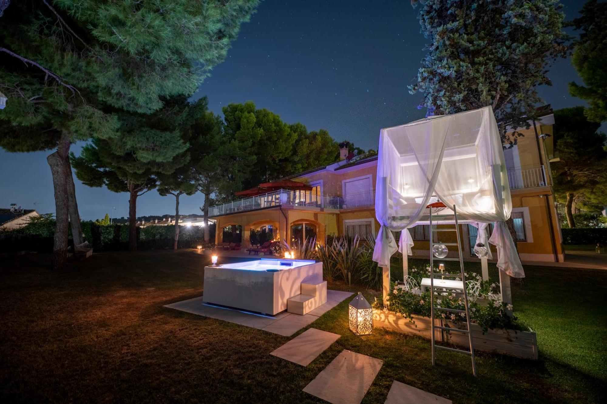Bed and Breakfast Tra Gli Alberi E Il Mare Сироло Экстерьер фото