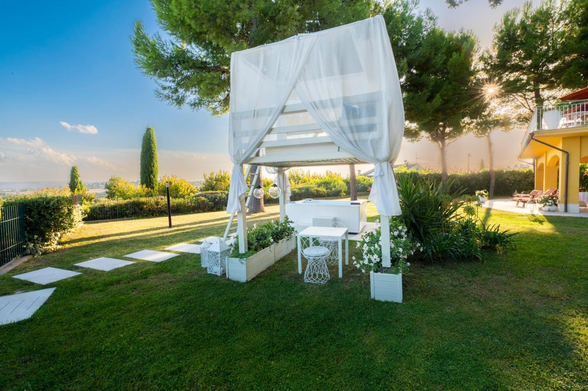 Bed and Breakfast Tra Gli Alberi E Il Mare Сироло Экстерьер фото
