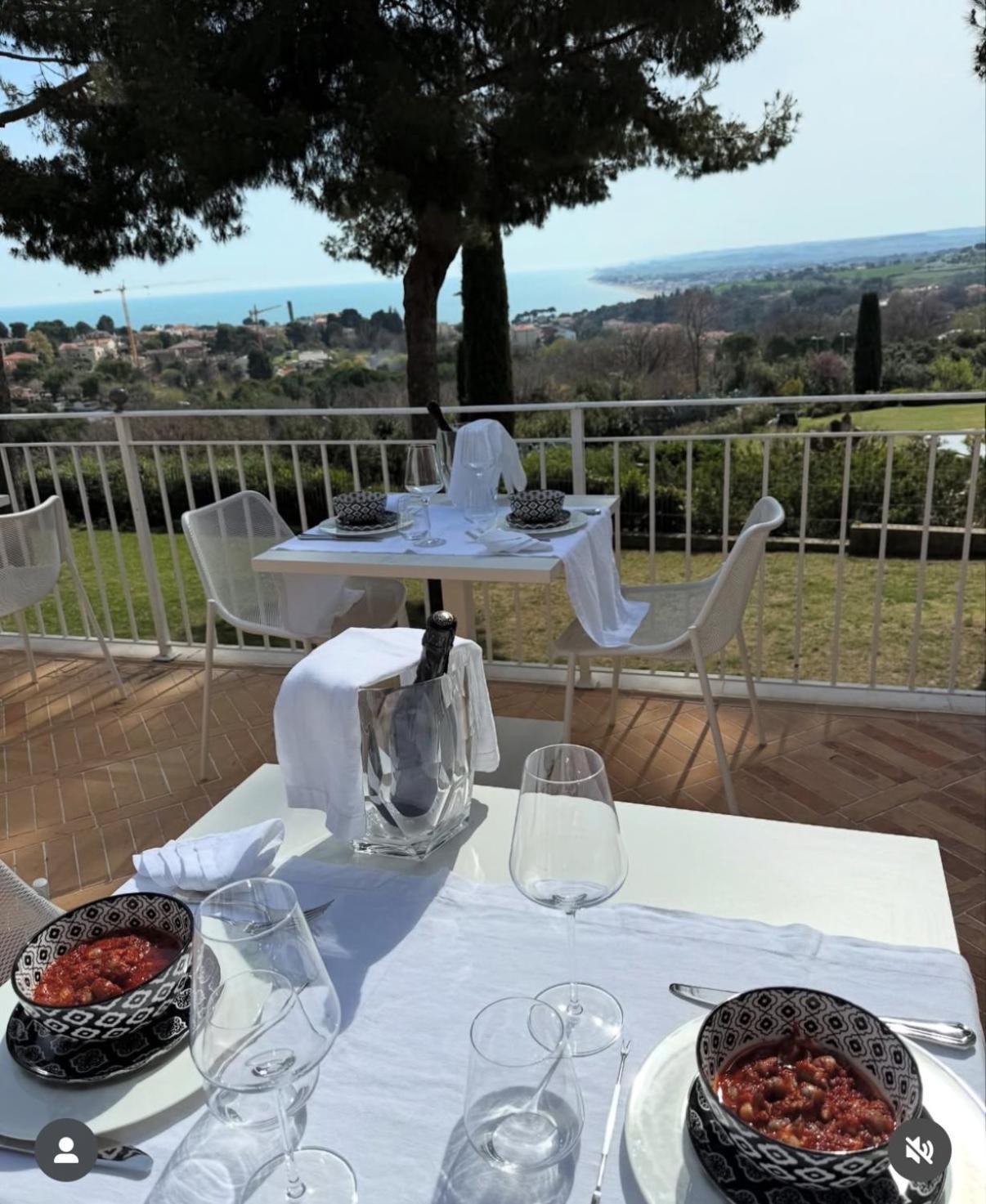 Bed and Breakfast Tra Gli Alberi E Il Mare Сироло Экстерьер фото