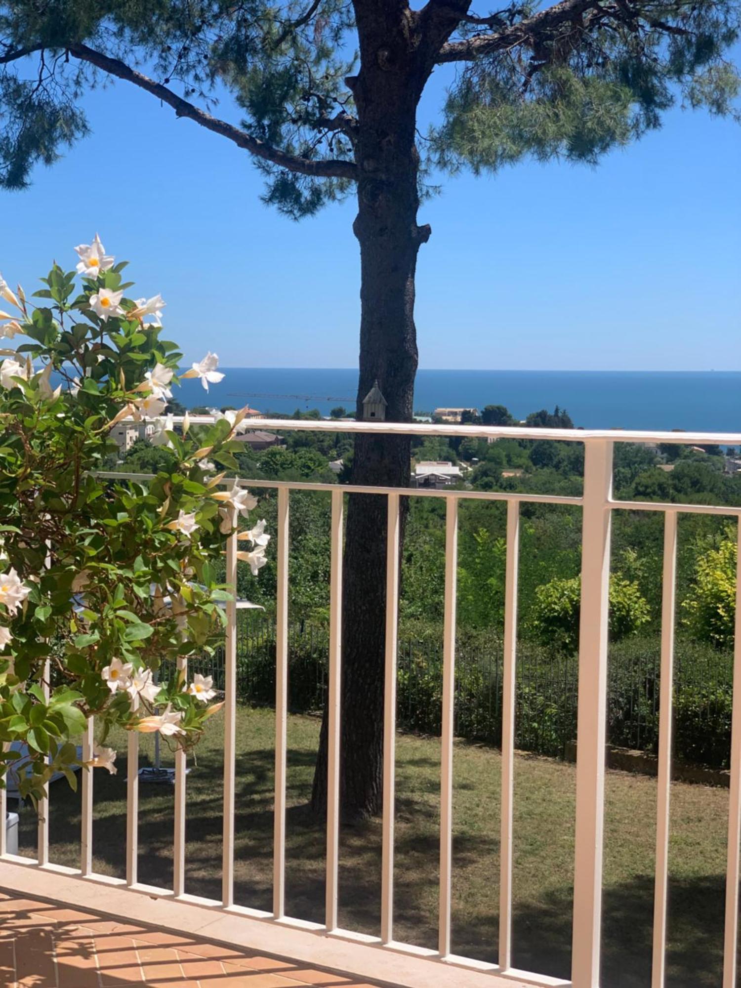 Bed and Breakfast Tra Gli Alberi E Il Mare Сироло Экстерьер фото