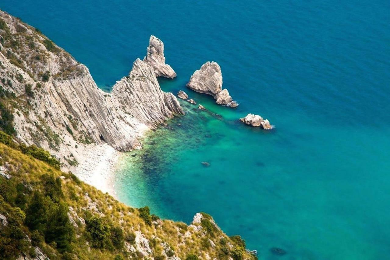 Bed and Breakfast Tra Gli Alberi E Il Mare Сироло Экстерьер фото